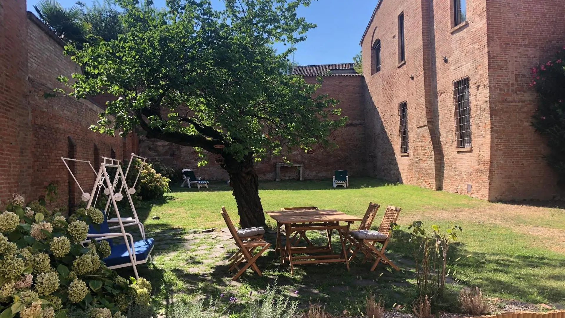 Guest house Palazzo Sabbioni Camera Romantica Della Duchessa Ferrara
